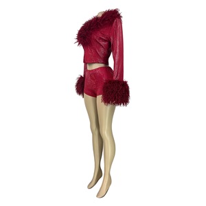 سترة فاخرة للنساء بنقشة جلد الثعبان مع شورت متناسق، ملابس نادي ليلية مثيرة للشتاء، طقم من قطعتين مزين بالذهب - Product Image 3