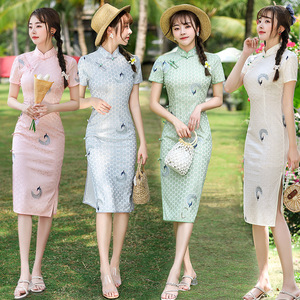 Vestido Cheongsam Juvenil Ajustado de Longitud Media con Bordado, Vestido Maxi Diario de Encaje para Mujer, Vestido Largo Bordado Qipao a Precio Económico - Product Image 2