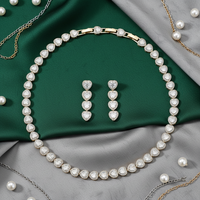Parure de bijoux en vente directe, Cadeau d'anniversaire Cœur, Présentoir à bijoux unique, Cercles d'amour, Parures de bijoux pour filles