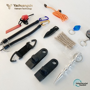 Kit de survie en plein air avec couteau, boussole, allume-feu et outils dans un étui portable - Product Image 4