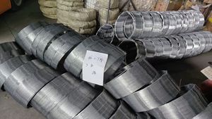 Meilleur prix fil de fer <span class=keywords><strong>barbelé</strong></span> Double fil galvanisé à chaud bobine de fil de <span class=keywords><strong>barbier</strong></span> - Product Image 6