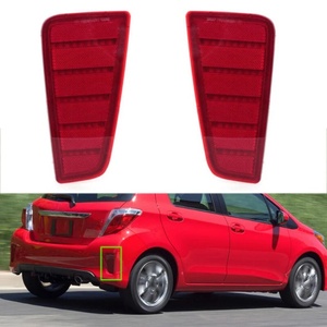 Fuxuan pour <span class=keywords><strong>Toyota</strong></span> <span class=keywords><strong>Yaris</strong></span> <span class=keywords><strong>2012</strong></span> - 2014 <span class=keywords><strong>LE</strong></span> 1 Feu arrière double barre réflecteur Feu antibrouillard arrière 52164-52090 52163-52090 - Product Image 1
