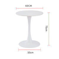Table basse ronde de salon en métal antique méditerranéen de style moderne avec finition marbre blanc