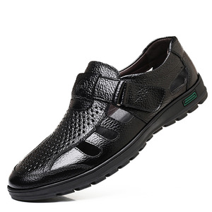 Sandales d'été décontractées pour hommes en cuir véritable grande taille à bout fermé, respirantes et ajourées - Product Image 2