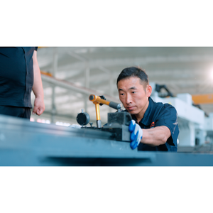 Fresatrice a portale a Gantry CNC a 3 assi ad alta velocità BT50 mandrino conico resistente categoria di prodotti Premium ad alta precisione - Product Image 4