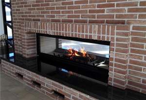 Insert de cheminée à <span class=keywords><strong>bois</strong></span> moderne <span class=keywords><strong>double</strong></span> <span class=keywords><strong>face</strong></span> en acier de 1600mm en <span class=keywords><strong>bois</strong></span> épais pour villas et hôtels Grand verre pour salle à manger et salon - Product Image 2