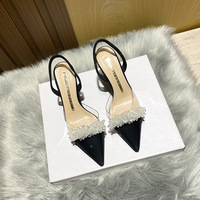Chaussures de mariée élégantes à bout pointu, talons hauts en strass, escarpins tendance, chaussures de mariage blanches pour femmes