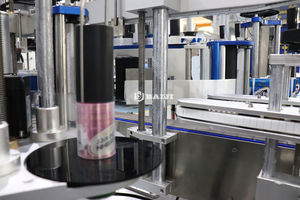 Etiquetadora adhesiva automática de botellas de vino de Ron Vodka <span class=keywords><strong>Wishky</strong></span> a buen precio - Product Image 3