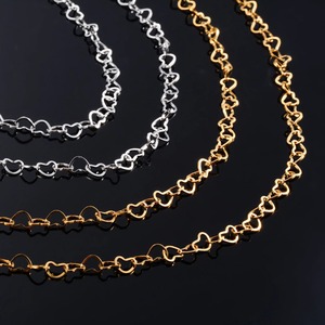 Collier ras du cou en acier inoxydable avec chaîne à maillons en forme de cœur de 4 mm, fait main, pour femmes, couleur argent/or, accessoire de bijouterie - Product Image 4