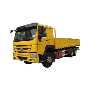 Ventes chaudes SINOTRUK HOWO 6X4 Nouveau camion cargo diesel à conduite à gauche 6x4 Roues motrices Clôture de chargement Réservoir de cargaison avec caméra <span class=keywords><strong>arrière</strong></span> - Product Image 1