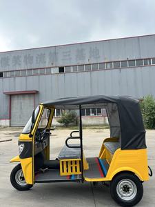 Tricycle électrique écologique au design moderne, carrosserie ouverte, 3 places, Tuk Tuk avec une autonomie de 70-90 km, une charge utile de 200-300 kg, pour les trajets en ville - Product Image 4