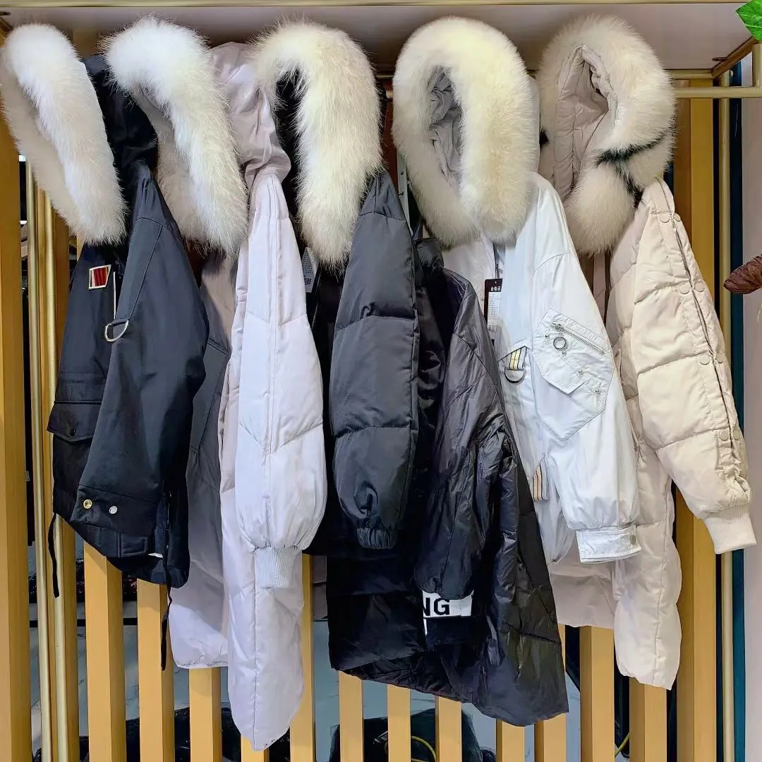 2022 Winter Witte Eend Donsjack Gebruikt Staart Opruiming Mode Korting Vrouwen Kleding Groothandel Bron