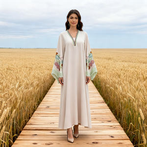 Robe abaya élégante en polyester brodé, sur mesure, pour femmes musulmanes, pour occasions de fête de luxe, fournisseur en gros - Product Image 1