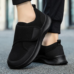 Zapatos para caminar para personas mayores de alta calidad, con suela suave que absorbe los impactos, antideslizantes, resistentes al desgaste y transpirables, con malla. - Product Image 1