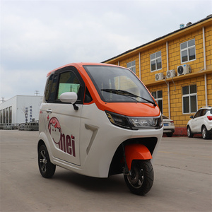 GERY 2024 Nuevo Estilo Triciclo Certificado por la CEE Totalmente Cerrado 3 Asientos 1500W 70-90km de Autonomía para Uso de Pasajeros - Product Image 3