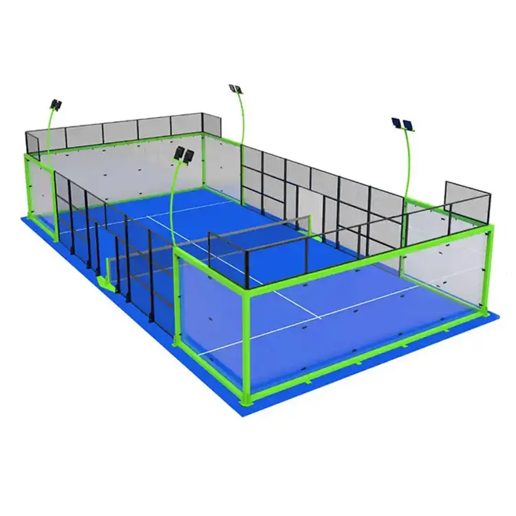 ملعب تنس باديل بانورامي مع عمود أخضر