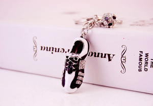 Crystal Football Soccer Shoes Rhinestone Keychains for Car <b>Purse</b> Bag Buckle Pendant Keyrings <b>Key</b> Chains Women Men Gift - Product Image 5