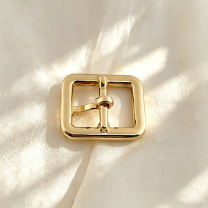 Nuevo Lanzamiento: Elegante Hebilla de Anillo en D Chapada en Oro para Cinturones de Cuero Formales de Dama - Product Image 2