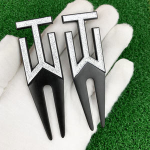 <b>Golf</b> Fork Metal Ball Marker Zinc Alloy Hat Clip With Chain For Golfers Universal Use Model 01 - Product Image 3