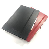 Agenda rigide avec pochette intérieure, logo personnalisé en relief, stylo et fournitures de journalisation