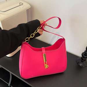 Sac à bandoulière et bandoulière en cuir PU à boucle en métal simple pour femme - Product Image 6