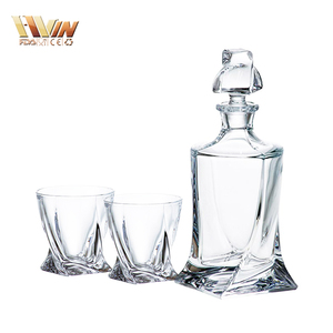 <span class=keywords><strong>Whisky</strong></span> decanter with Twist 3 highball glasses Lot in handmade wooden box - Product Image 4