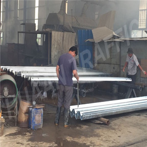 חם מטבל חם מגולוון Q235b השפעה סופגת w-קרן מחסום פלדה מצופה התרסקות מחסום קרן פלדה - Product Image 6