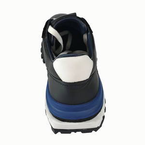 Sepatu Olahraga Kasual Klasik Pria Ringan Tahan Air Lembut Model Tali Gaya Berjalan Santai Gaya Olahraga Kasual - Product Image 4