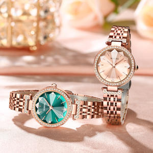 Nouvelle montre élégante et raffinée de petite taille verte - Cadran en forme de diamant serti de diamants, bracelet en acier, montre-bracelet à quartz pour femmes - Product Image 4