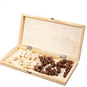 Jeu d'échecs pliable en bois <span class=keywords><strong>de</strong></span> pin avec coordonnées, jeu d'échecs <span class=keywords><strong>de</strong></span> <span class=keywords><strong>voyage</strong></span> portable avec fermeture mécanique, jeu d'échecs personnalisable - Product Image 4