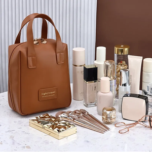 Nova Chegada PU Grande Capacidade Maquiagem Saco Portátil Higiene Pessoal Impermeável Cosmetic Bag Viagem Toilet Maquiagem Organizer Bag - Product Image 3