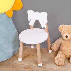 ชุดโต๊ะเก้าอี้ไม้สำหรับเด็กขายส่ง โต๊ะเด็กมอนเตสซอรี่ เฟอร์นิเจอร์ไม้รูปสัตว์สำหรับห้องเด็ก โต๊ะเรียนสำหรับเด็กเล็ก - Product Image 4