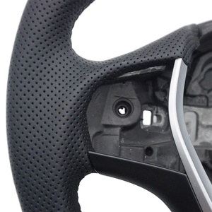 Volante de Fibra de Carbono Real de Repuesto con Cuero para <span class=keywords><strong>BMW</strong></span> Serie 3 <span class=keywords><strong>E46</strong></span> 1997-<span class=keywords><strong>2006</strong></span> - Product Image 4