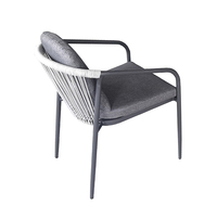 Ensemble de salle à manger moderne 6 places, table en aluminium tressé pour jardin, canapé en rotin