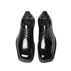 Chaussures décontractées pour hommes personnalisées, à lacets, taille 44, bout carré, en cuir noir, semelle épaisse, chaussures habillées et richelieu pour hommes - Product Image 1