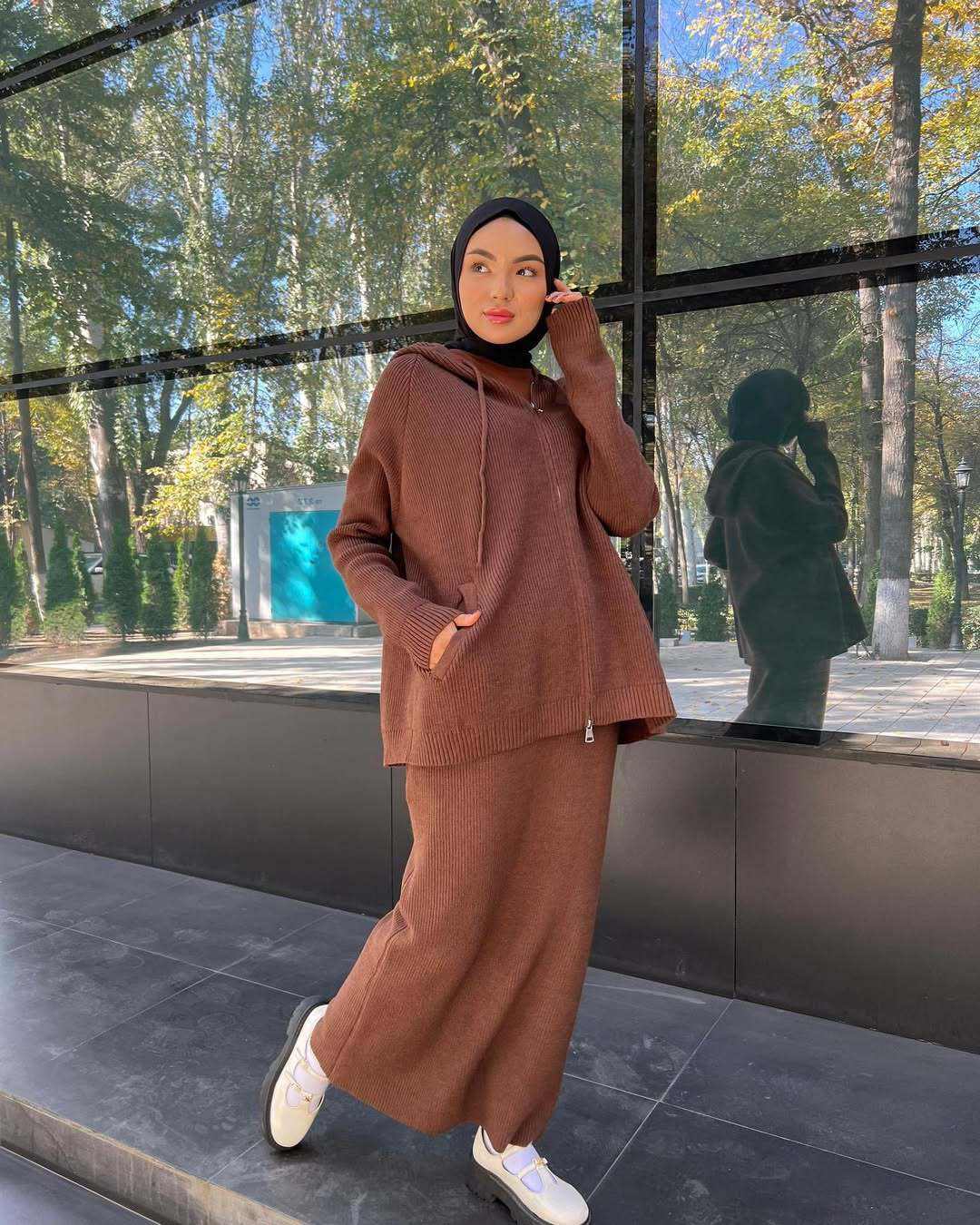 สีน้ำตาลอ่อน