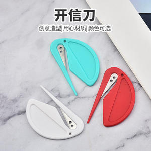 Mini cortador de sobres de plástico, cortador de papel A4 de colores variados, cuchillo artesanal portátil para abrir cartas y cortar cajas - Product Image 2