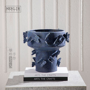 Merlin vivant fait à la main Vase en céramique décoration Style pastoral papillon Vase jardin décor Chaozhou céramique usine en gros - Product Image 4