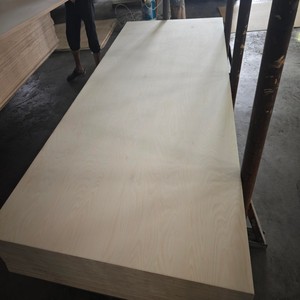 <span class=keywords><strong>Fogli</strong></span> di <span class=keywords><strong>compensato</strong></span> di pioppo di betulla per il taglio Laser progetti artigianali artigianali 2mm-18mm di spessore Design moderno E0 emissione di formaldeide - Product Image 1