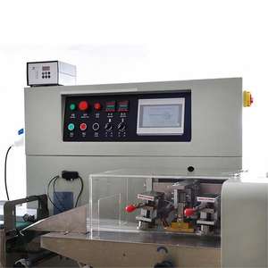 Machine d'emballage automatique verticale pour film de compression, sachets de viande, bonbons, étuis de protection et savons - Product Image 5