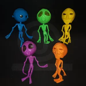 Vente en gros de petites balles anti-Stress en plastique pour enfants, jouet à presser en forme de crâne Alien, cadeaux de Promotion