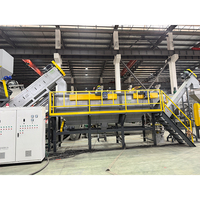 Ligne de recyclage de plastique HDPE pour conteneurs de lait, shampoing et détergent post-consommation, capacité 3000 kg/h, avec broyage, lavage et séchage des bouteilles