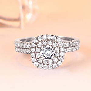 925 Sterling <span class=keywords><strong>Silver</strong></span> Đôi Halo Engagement Wedding Jewelry Set Cubic <span class=keywords><strong>Zircon</strong></span> Hình Học Vàng-Plated Hợp Thời Trang Bridal Nhẫn - Product Image 4