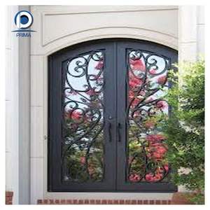Puerta Doble de Hierro Forjado con Arco Tallado Estilo Europeo <span class=keywords><strong>Prima</strong></span>, Puerta de Villa de Lujo con Vidrio Negro Vintage - Product Image 1