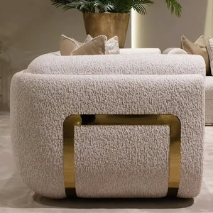<span class=keywords><strong>Divano</strong></span> <span class=keywords><strong>Bianco</strong></span> da Salone Rivestito in Velluto con Decorazioni in Acciaio Inossidabile Dorato per Arredamento di Ville, Salotti e Case Vacanza - Product Image 2