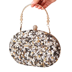 <span class=keywords><strong>Bolso</strong></span> de Noche con Pedrería en Oferta, <span class=keywords><strong>Bolso</strong></span> de <span class=keywords><strong>Fiesta</strong></span> con Decoración de <span class=keywords><strong>Piedras</strong></span> Redondas, <span class=keywords><strong>Bolso</strong></span> Cheongsam con Asa - Product Image 1