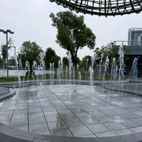 Fabrikgefertigter Outdoor-Garten Moderner Maßgefertigter Programmgesteuerter Runder Tanzender Musikwasserbrunnen