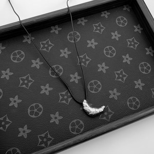 2026 Hot Selling Simple Rope <b>Chain</b> Croissant Pendant Necklace <b>Titanium</b> Steel Women's Collarbone Necklaces Fashion Jewelry - Product Image 5