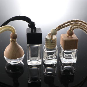 Diffusore di <span class=keywords><strong>Profumo</strong></span> per Auto in Bottiglia di Vetro Personalizzata, Deodorante per Auto con Oli Essenziali, Bottiglie Profumate da Appendere - Product Image 2