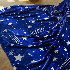 Couverture de lit en polaire tricotée à imprimé ciel étoilé 100% polyester de haute qualité, style uni, jetés d'hiver par sublimation pour un usage domestique - Product Image 6